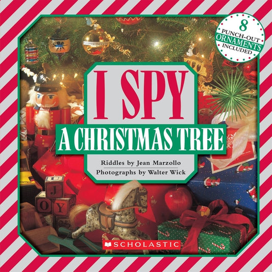 I Spy a Christmas Tree [With 8 Punch-Out Ornaments] - Ingram